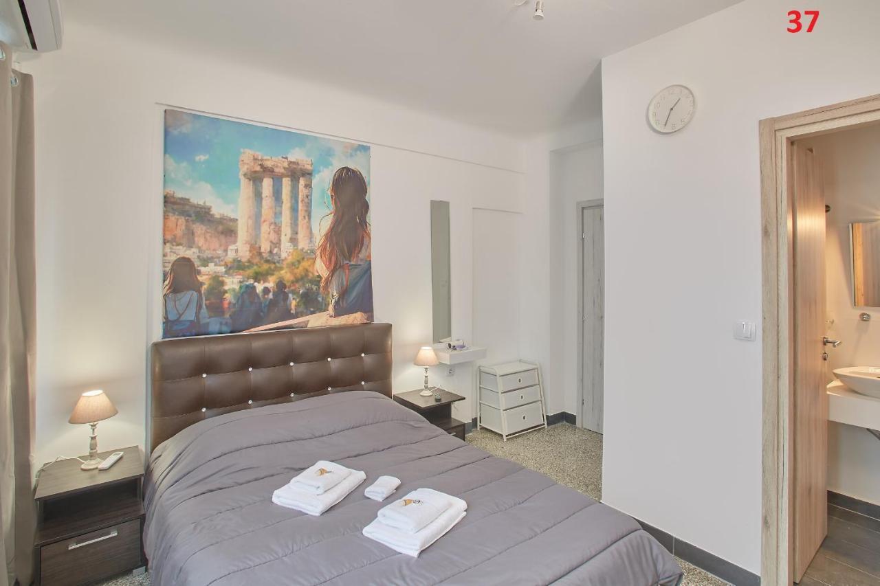 Athens Commercial Екстериор снимка