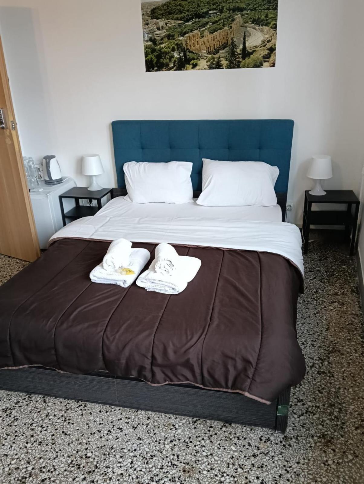 Athens Commercial Екстериор снимка